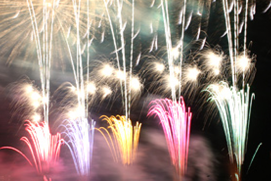 特色2：音樂煙火，與音樂同步的音樂煙火