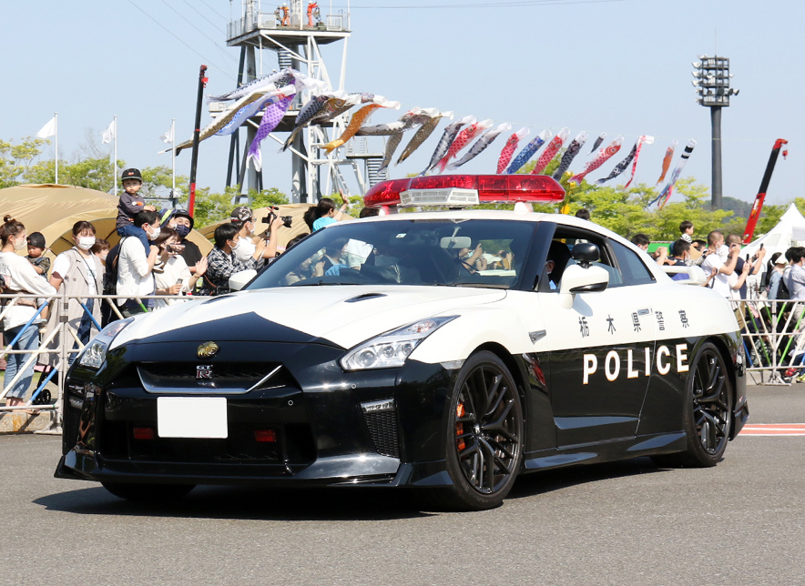 巡邏車 GT-R