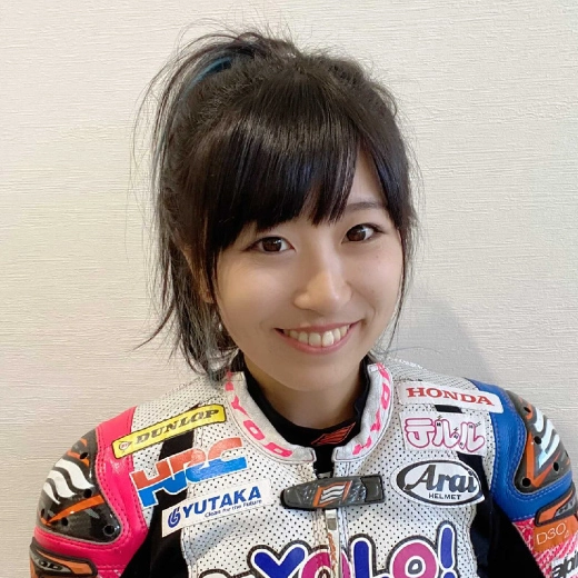 岡崎靜夏 Shizuka OKAZAKI